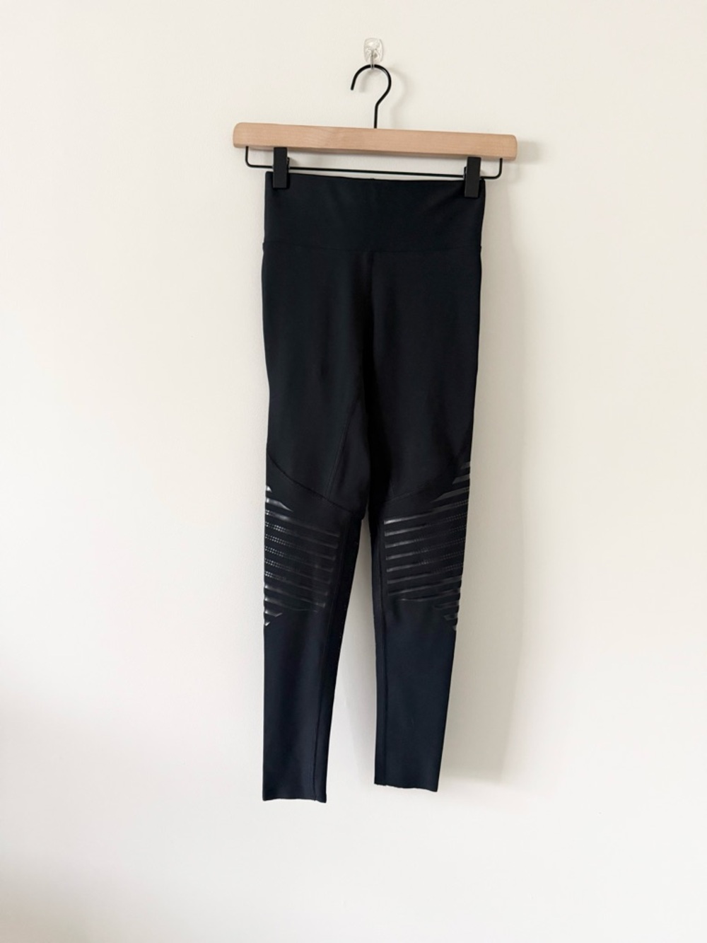 Body Science Black Compression Leggings Size 8